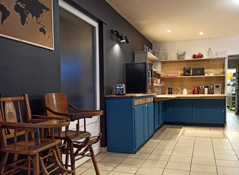 Daily buffet breakfast (EUR 14 per person)