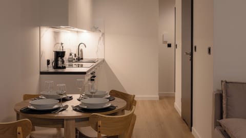 Studio (7B) | Private kitchen | Fridge, stovetop, electric kettle, cookware/dishes/utensils