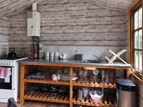 Kitchen area | Tilly - Shepherds Retreat, Brecon