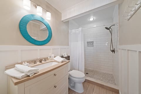 Double Room, 2 Queen Beds | Bathroom | Hair dryer, bidet, towels, soap