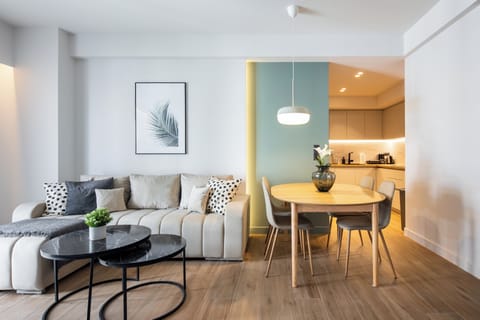 Apartment, 1 Double Bed, Kitchen, City View | Living room | 42-inch Smart TV with digital channels, streaming services