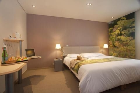 Soundproofing, free WiFi, bed sheets, wheelchair access