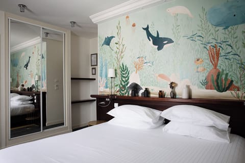 Double Room, Garden View | Premium bedding, minibar, in-room safe, individually decorated