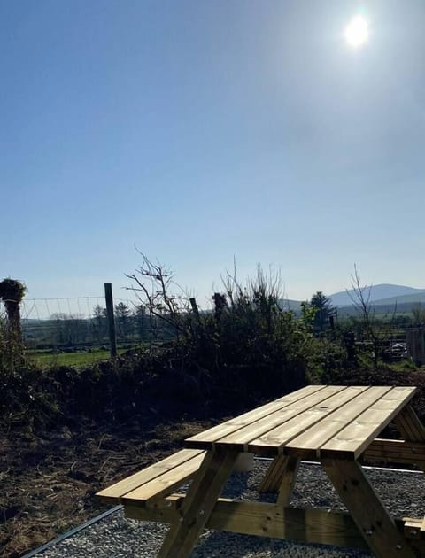 4d28b934-54f0-47b7-86cd-ad74e525ad38