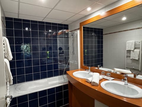 Superior Double Room | Egyptian cotton sheets, premium bedding, down comforters