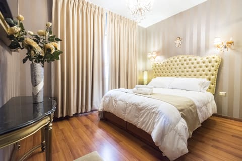 Classic Double Room | Blackout drapes, soundproofing, iron/ironing board, free WiFi