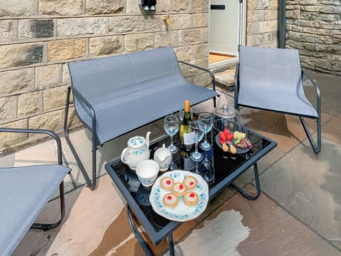 Sitting-out-area | Old Jail View, Holmfirth