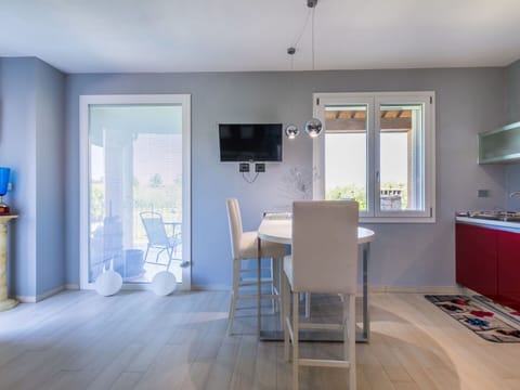 Outdoor Furniture, Home, Furniture, Door, Outdoor Table, Chair, Kitchen & Dining Room Table, Shade, Balcony, Porch