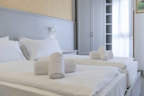 Minibar, in-room safe, individually furnished, desk