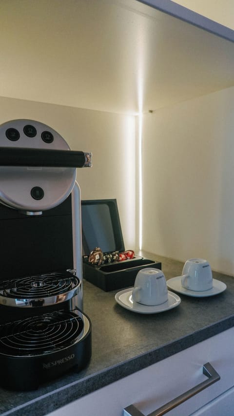 Deluxe Double Room, Balcony, Sea View | Coffee and/or coffee maker