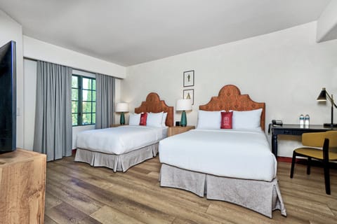 Drift off easily in crisp beds and calming natural light.