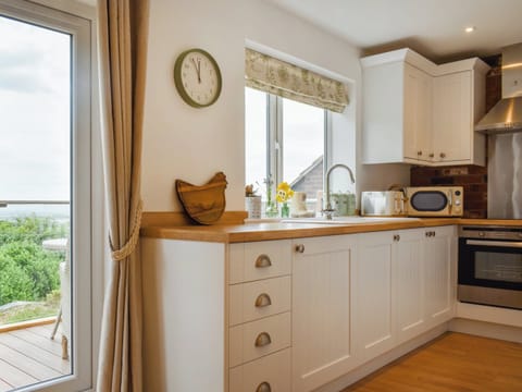 Kitchen | Hillside Hideaway, Newnham Forest of Dean