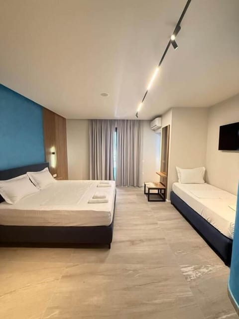 Comfort Triple Room, Balcony | In-room safe, soundproofing, free WiFi