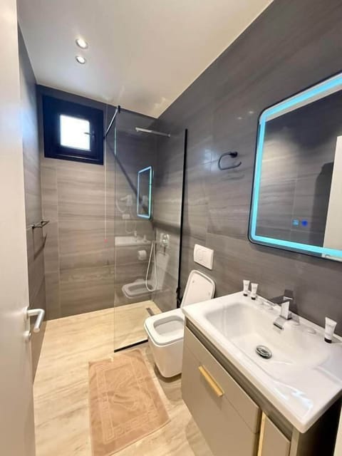 Comfort Room, Sea View | In-room safe, soundproofing, free WiFi