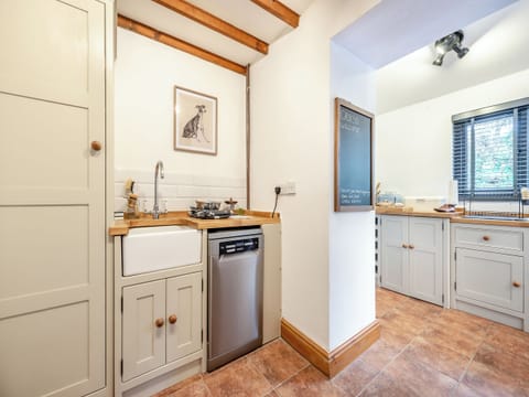 Kitchen | Shire - Gaer Cottages, Cribyn, Lampeter