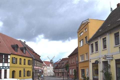 Immediate Surroundings [summer] (<1 km)