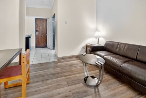 Standard Suite, 1 Bedroom | Desk, laptop workspace, free WiFi, bed sheets