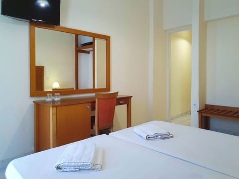 Standard Single Room, Balcony | Free WiFi