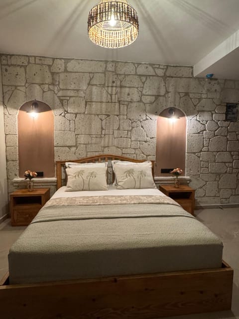 Deluxe Double Room, 1 Queen Bed, Balcony, Sea View | Individually decorated, individually furnished, free WiFi