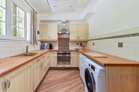 House | Private kitchen