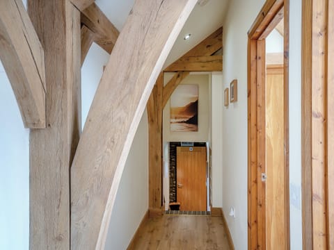 Interior | Y Beudy - Tir Cethin Farm, Pen-clawdd