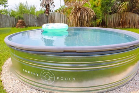 Another angle of the cowboy pool