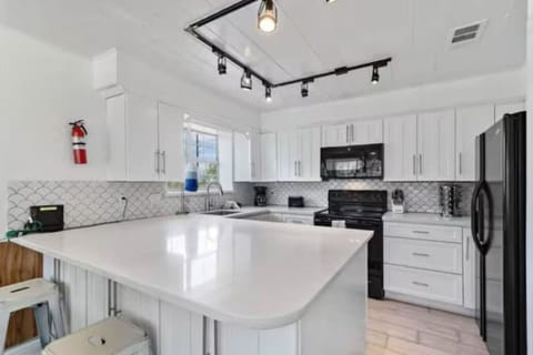 A kitchen perfect for preparing meals for the family!