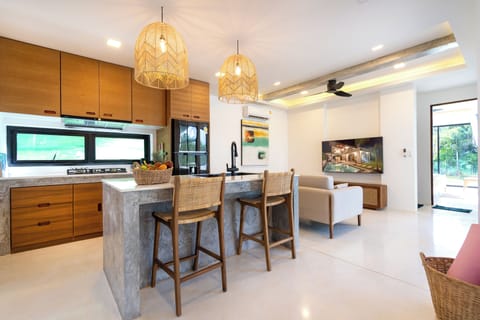 Luxury Villa, Ocean View | Private kitchen | Fridge, microwave, oven, stovetop