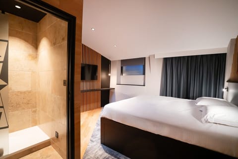 Superior Double or Twin Room | Premium bedding, minibar, in-room safe, individually decorated