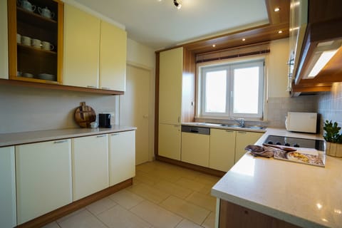 Apartment | 3 bedrooms, Internet