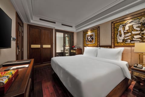 Superior Deluxe | Premium bedding, Tempur-Pedic beds, minibar, in-room safe