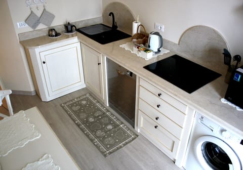 Apartment, 2 Bedrooms | Private kitchen | Full-size fridge, microwave, stovetop, dishwasher