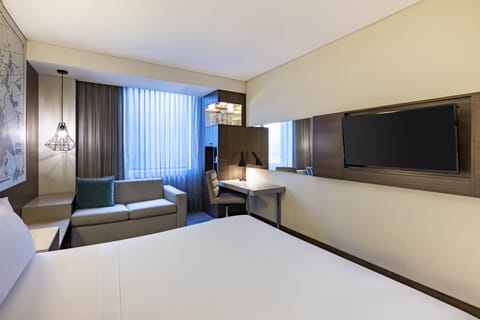 Superior Room, 1 King Bed with Sofa bed | Egyptian cotton sheets, premium bedding, Select Comfort beds, minibar