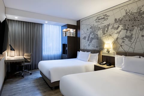 Superior Room, 2 Twin Beds, Smoking | Egyptian cotton sheets, premium bedding, Select Comfort beds, minibar