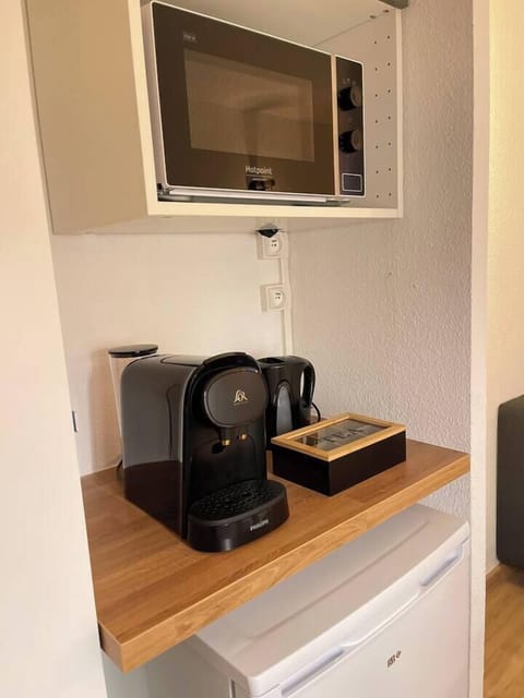 7651dae4-378f-4d46-b037-0c2a5c3b2b9b