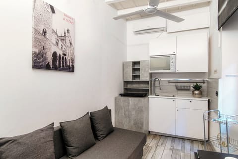 Apartment, 1 Double Bed | Living area