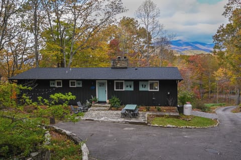 As the leaves drop, the views expand to almost 300 degrees!