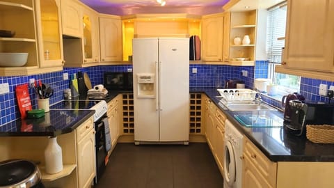 315bfc1b ab53 43c3 94d4 f654ac3e6fe0