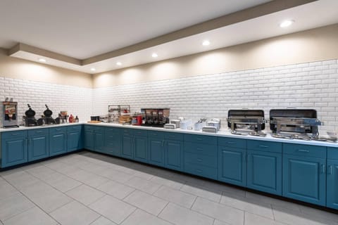 Free buffet breakfast