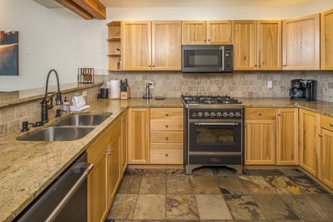 Spacious kitchen with updated appliances | Main Level