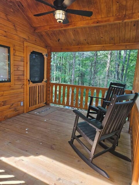 835c37f9-2872-412a-9e79-15a422f20fde