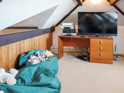 Twin bedroom | Trem Nant, Aberdaron