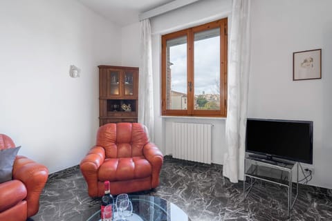 Autumn, Dining Room, Living Room, Spring, Summer, Winter