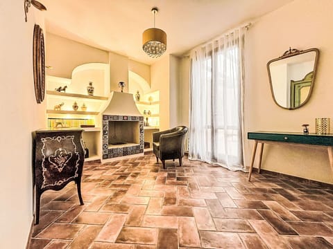 Flooring, Floor, Interior Design, Furniture, Lighting, Ceiling, Living Room, Wood Flooring, Room