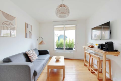 Apartment | Living area