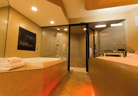 Essence Suites | Free WiFi, bed sheets