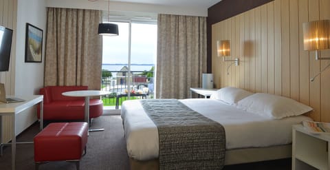 Superior Double Room | In-room safe, soundproofing, free WiFi, bed sheets