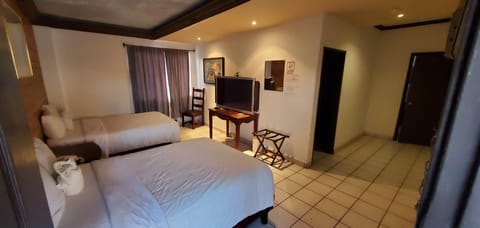 Family Triple Room | Free WiFi, bed sheets