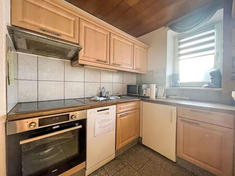 Furniture, Chair, Beach, Shade, Sea, Coast, Outdoor Furniture, Ocean, Shore, Restaurant