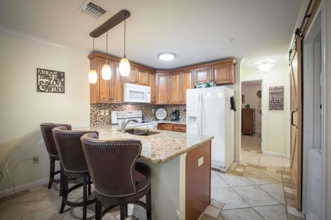 Additional counter seating